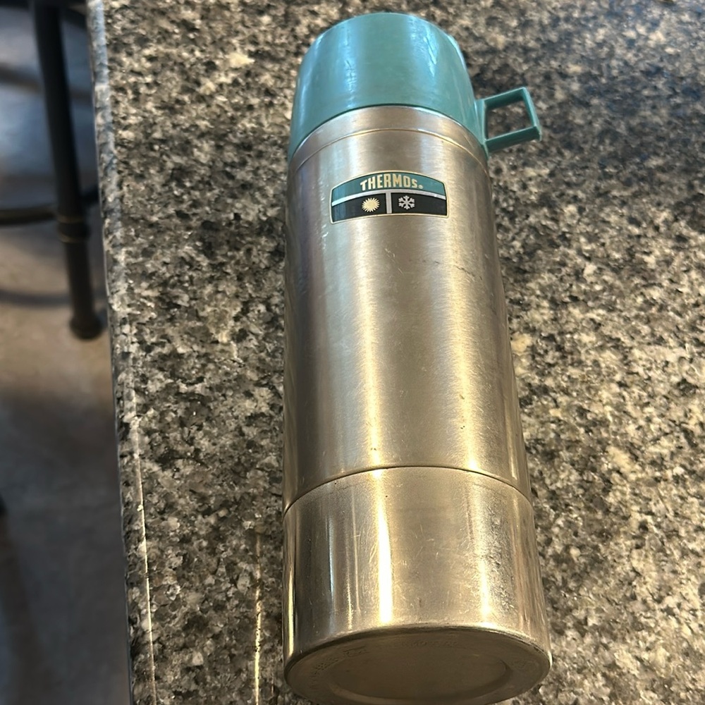 Thermos silver stainless steel aqua quart size cup